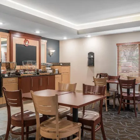 AmericInn by Wyndham Sioux Falls North
