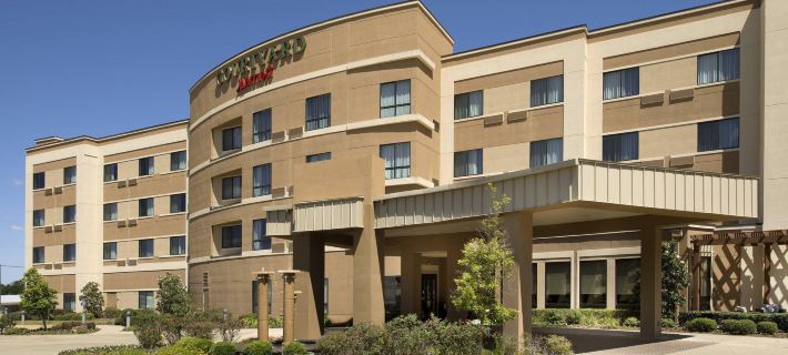 Courtyard Tyler Hotels in Smith County