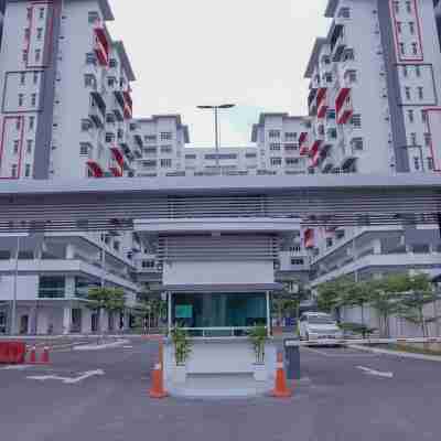 The Khailily's Guest Hotel Exterior