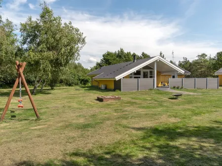 "Euphemia" - 900m from the Sea