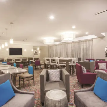 La Quinta Inn & Suites by Wyndham Forsyth