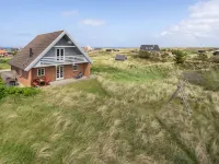 "Bjarnger" - 200m from the Sea Hotels in Frøstrup