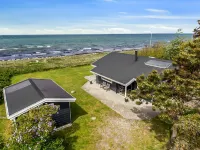 "Stacie" - 10m from the Sea