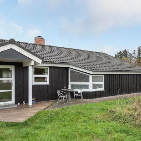 "Carlina" - 1.3km from the Sea