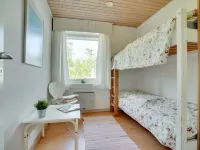 "Ehm" - 600m from the Sea