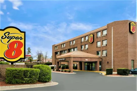 Super 8 by Wyndham Raleigh North East