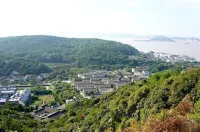 Putuo mountain old street inn