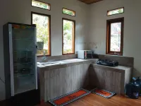 New Riverside Villa Rumah Sawah at Sentul by Yolanda Hotels in Sukamakmur