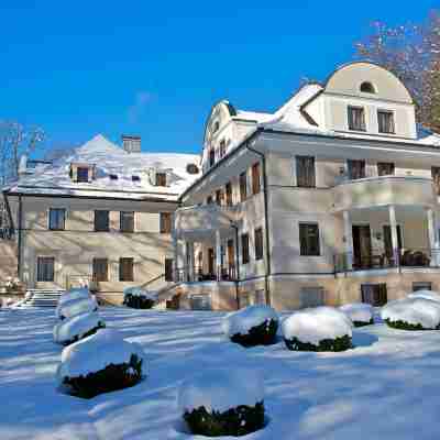 Villa Toscana Hotel Exterior