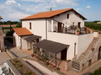 Borgo Valmarina Hotels in Follonica