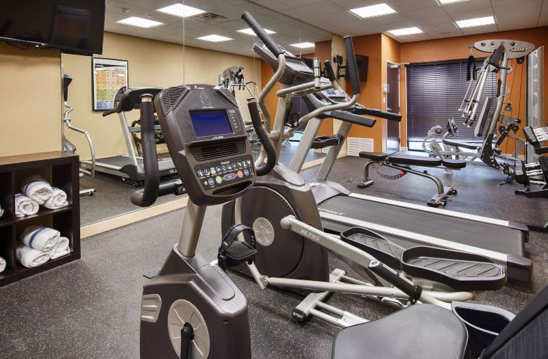 Best Western Plus Elmendorf Hotel photo 3