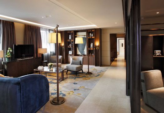 1. 탕글라 호텔 브..