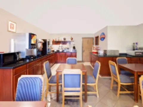 เบย์มอนท์ บายวินด์แฮม แบตเทิลครีก ดาวน์ทาวน์ โรงแรมในCalhoun County