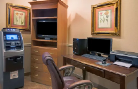 แทรเวิลลอดจ์ บายวินด์แฮม เบคลีย์