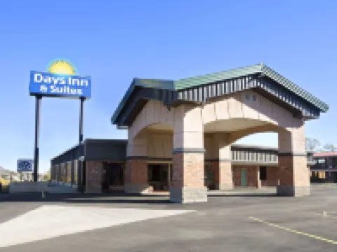 Days Inn & Suites by Wyndham Trinidad Hotels in Trinidad