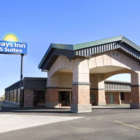 Days Inn & Suites by Wyndham Trinidad