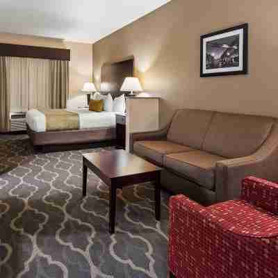 Best Western Plus Burleson Inn  Suites Rooms