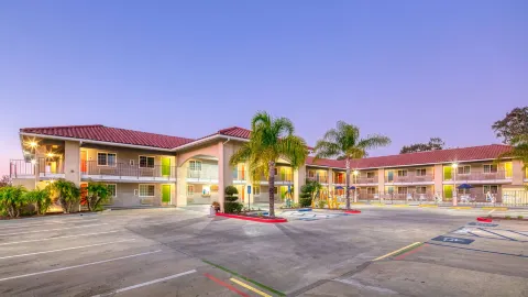 Signature Temecula in Temecula
