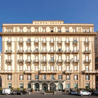 Grand Hotel Santa Lucia Hotels near Ovo Castle