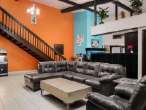 Howard Johnson by Wyndham Appleton Hotels in Appleton