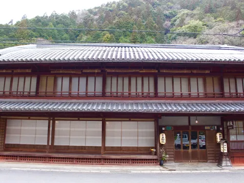 Kamigoten Ryokan Hôtels à : Tanabe