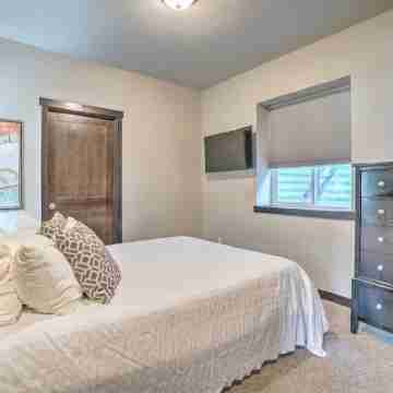 Manson Condo w/ Pool Access - Near Marina and Town Rooms