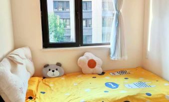 Muzi Jiajia Apartment (Haining Road No.1)