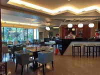 King Minos Hotel - bar