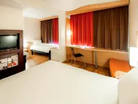 ibis Vannes Hôtels à : Plescop