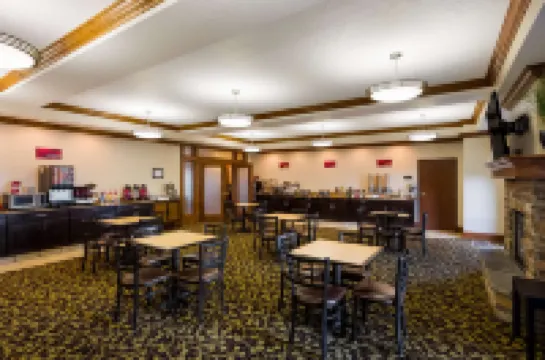 Best Western Plus Landmark Hotel