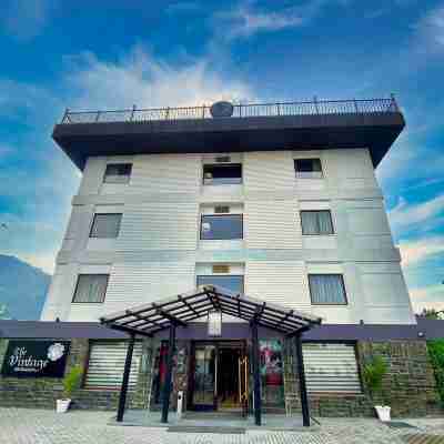 The Vintage Srinagar at Dal Lake Hotel Exterior