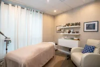 Sutton Place Hotel Revelstoke Mountain Resort - spa