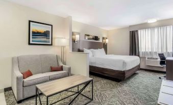 Comfort Inn & Suites Pacific – Auburn