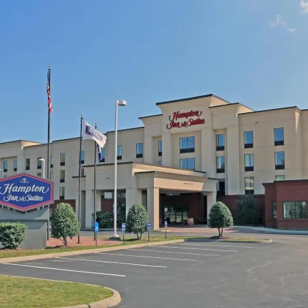 Hampton Inn & Suites Norfolk-Airport