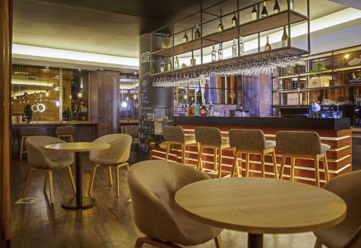 이비스 스타일스 조식