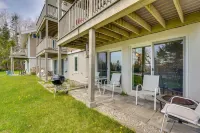 Ski-in/Ski-Out Bromley Mtn Condo: Wood Fireplace! - Huoneistot