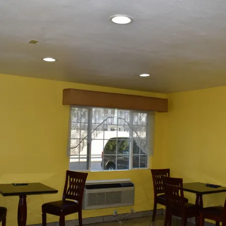 Travelers Inn Medford