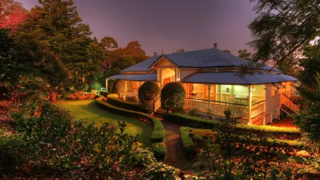 The Falls Montville Отели рядом с достопримечательностью «Mapleton Observatory»