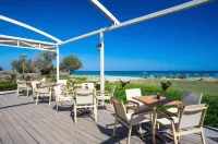 Marinos Beach Hotel