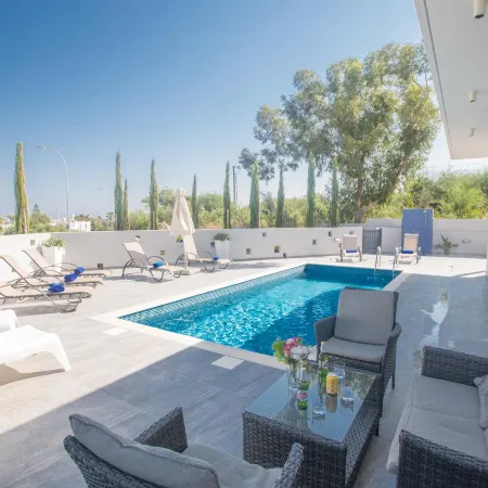 Villa Prpo490a, Stunning 5Bdr Protaras Villa with Pool, Close to the Beach