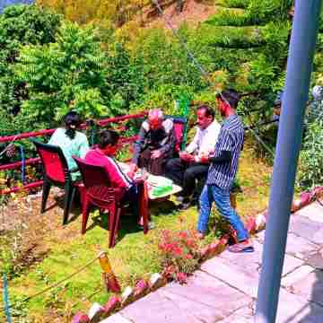 Binsar Jungle House Hotel Exterior