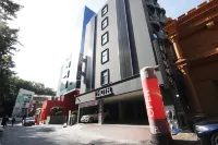 Yeosu 1st Avenue Hotel