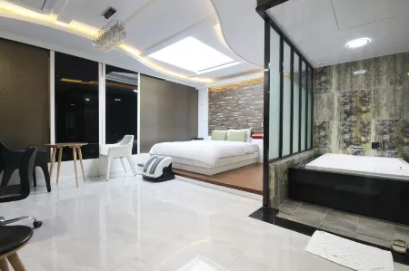 Busan Songdo Hotel 99.9