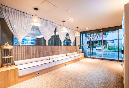 세븐브릭스 호텔 로비