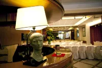 Augustus Hotels in Palma Campania