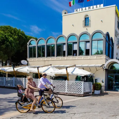 Miramare Hotel Ristorante Convegni Aperto Tutto l'Anno