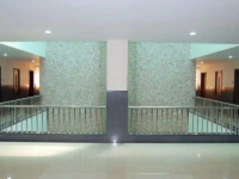 Damji Hotel デブブホミ・ドワーカのホテル