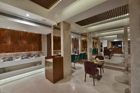 Hotel Heritage Formerly Known As Comfort Inn Heritage Отели рядом с достопримечательностью «Вокзал Чхатрапати-Шиваджи»