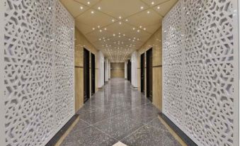 HOTEL CENTRE POINT - Housity