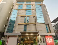 La Hometel Hotel - Hitech City Hyderabad Hotel di 